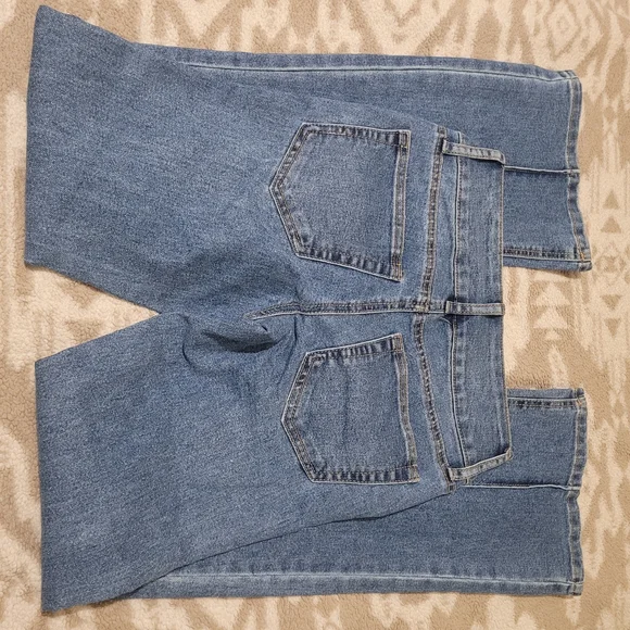 No Boundaries Bootcut Women's Blue Seam-Detail Jeans - Picture 6 of 9